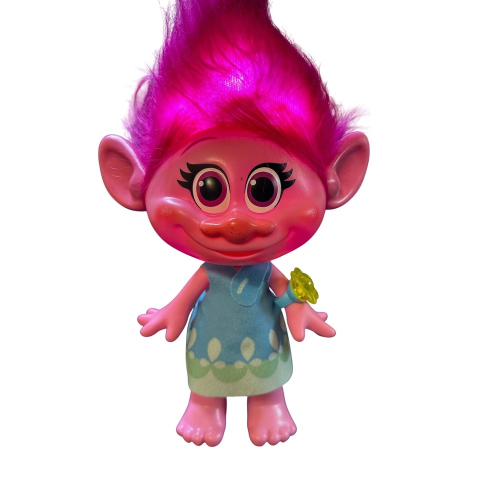 DreamWorks Trolls Poppy Singing Talking LightUp Doll Figure w/ Accessories Works - Picture 9 of 11